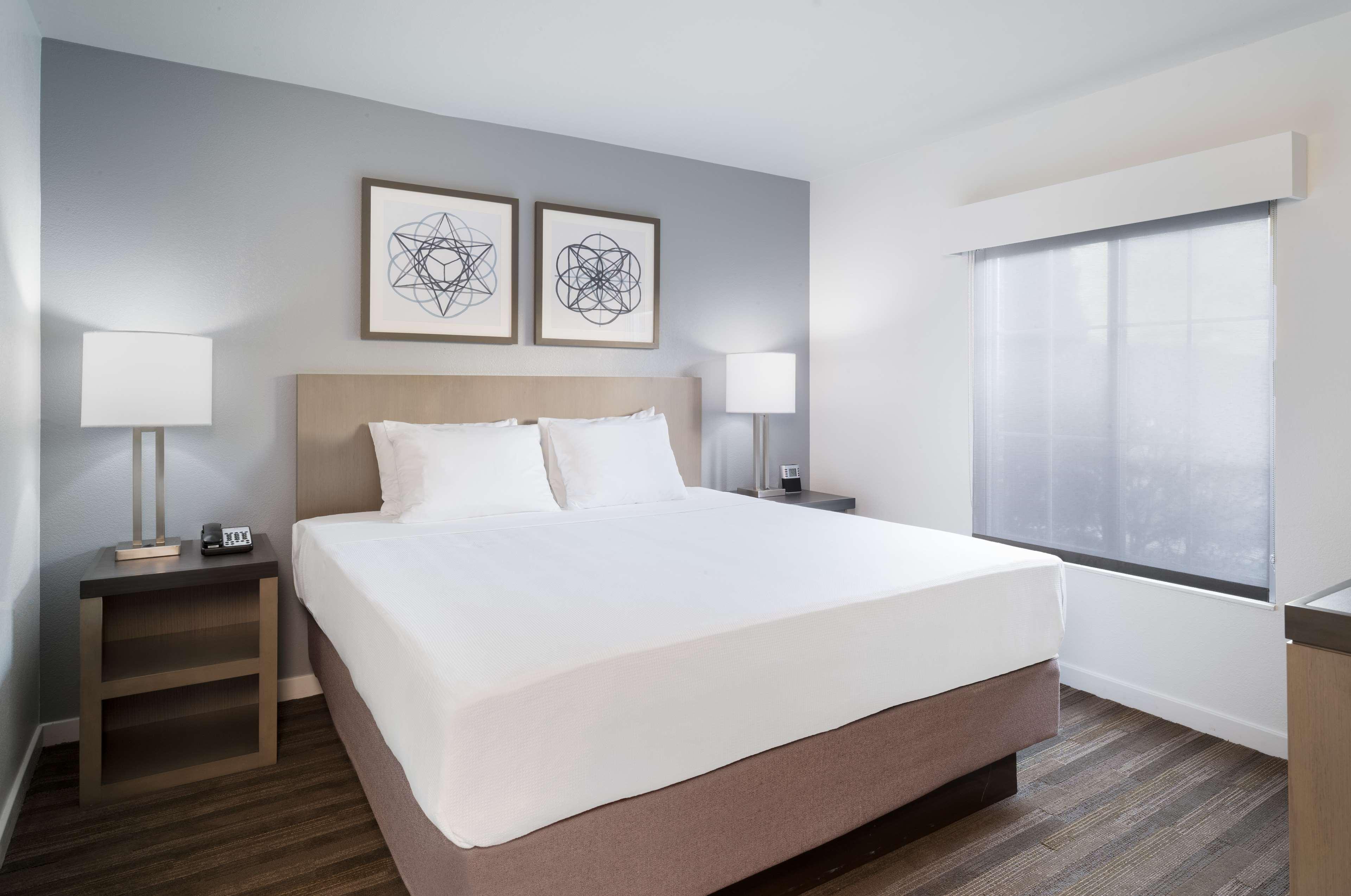Hyatt House White Plains Hotel Exterior photo
